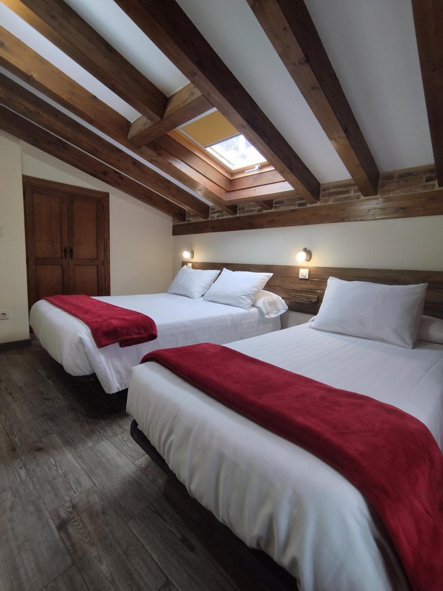 Apartamentos Legado De Santillana Santillana del Mar Luaran gambar