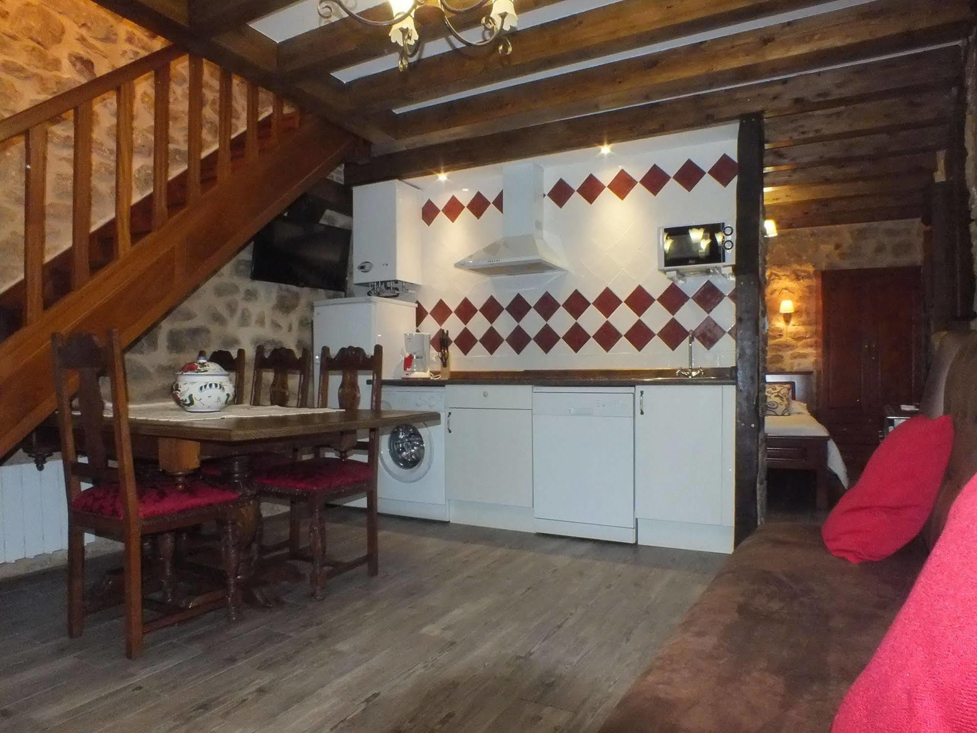 Apartamentos Legado De Santillana Santillana del Mar Luaran gambar
